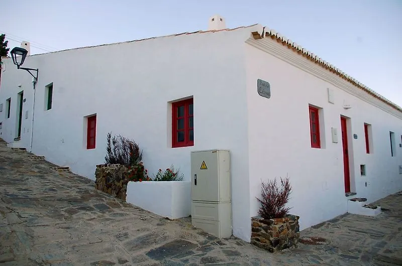 Aldeia Da Pedralva - Slow Village Hotel Aldeia Da Pedralva